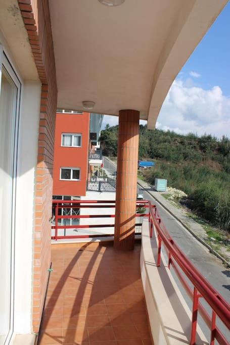 Apartment Sunny Overlooking *